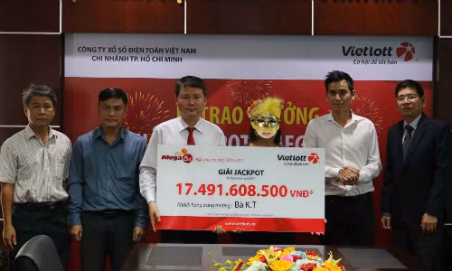 Lễ trao giải thưởng hơn 17 tỷ đồng.