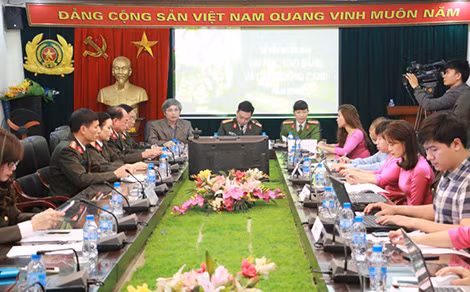 Hội trường trực tuyến.
