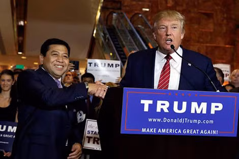Donald Trump và Chủ tịch Hạ viện Indonesia Setya Novanto. Donald Trump và Chủ tịch Hạ viện Indonesia Setya Novanto.