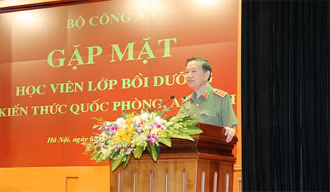 Bộ trưởng Tô Lâm phát biểu tại buổi gặp mặt.