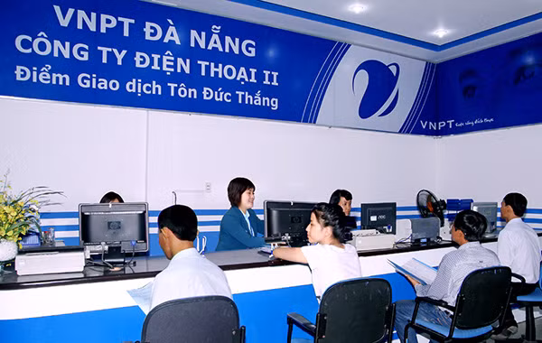 Tập đoàn VNPT, đơn vị sỡ hữu hơn 90% thuê bao cố định sẽ chuyển đổi mã vùng vào ban đêm để giảm thiểu tối đa thiệt hại cho khách hàng.