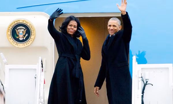 Vợ chồng cựu Tổng thống Barack Obama. Ảnh: AP