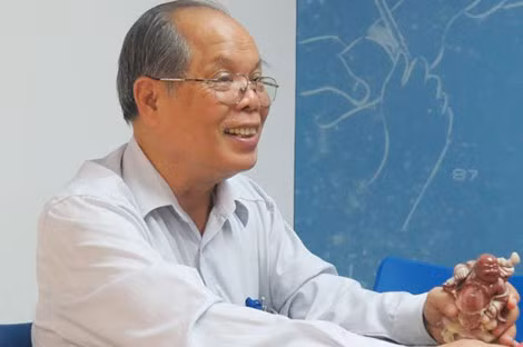 PGS.TS Bùi Hiền.