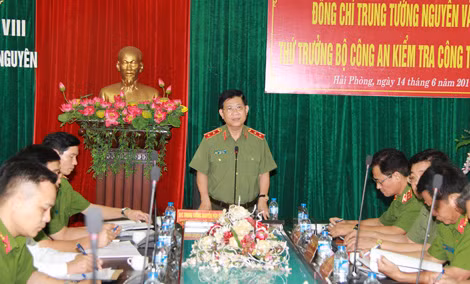 Thứ trưởng Nguyễn Văn Sơn phát biểu chỉ đạo tại buổi làm việc. Thứ trưởng Nguyễn Văn Sơn phát biểu chỉ đạo tại buổi làm việc.