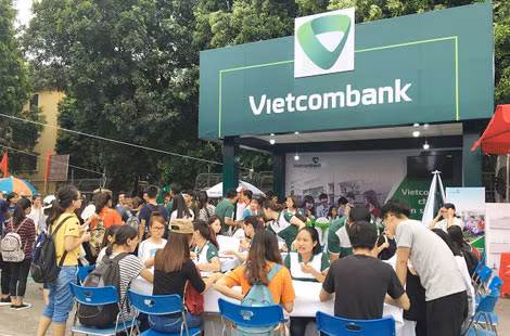 Tăng cường minh bạch, công khai trong hoạt động của tổ chức tín dụng.
