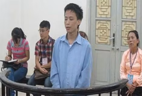 Bị cáo Dũng. Bị cáo Dũng.