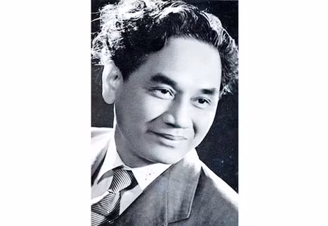 Nhà thơ Xuân Diệu. Nhà thơ Xuân Diệu.