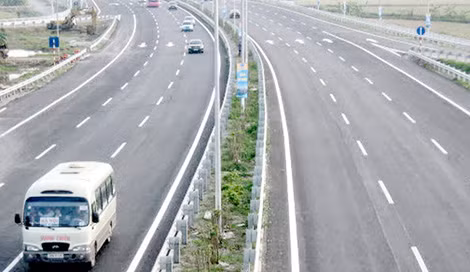 Đường cao tốc Cầu Giẽ - Ninh Bình.