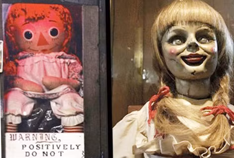 Hình ảnh búp bê Annabelle ngoài đời thật và trên phim (Nguồn: moviepilot.com).