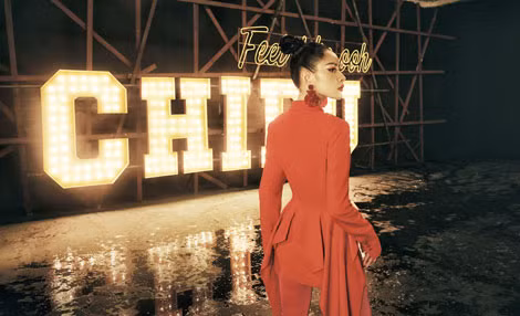 Hình ảnh trẻ trung, cá tính của Chi Pu trong MV "Từ hôm nay".