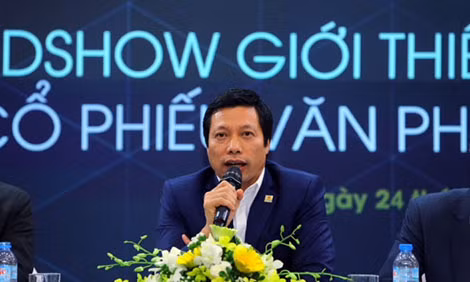 Chủ tịch HĐQT kiêm Tổng Giám đốc Tô Như Toàn trong buổi giới thiệu Cơ hội đầu tư cho các Nhà đầu tư ngày 24/11