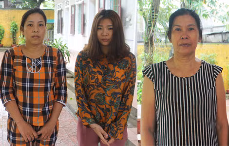 Các bị can gồm , Hương,Ngân và bà Phương.