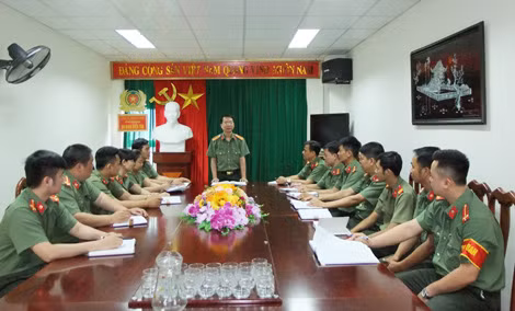 Phạt hơn 19 năm tù các đối tượng đưa người trốn đi nước ngoài ảnh 2