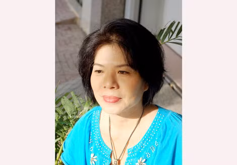 Nhà thơ Nguyễn Thị Ánh Huỳnh.
