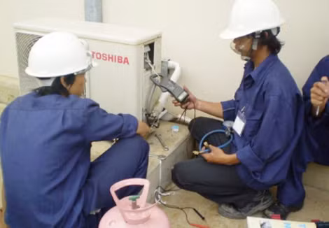 Thường xuyên vệ sinh,bảo dưỡng điều hòa. Thường xuyên vệ sinh,bảo dưỡng điều hòa.