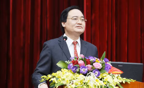 Bộ trưởng Phùng Xuân Nhạ phát biểu chỉ đạo tại Hội nghị