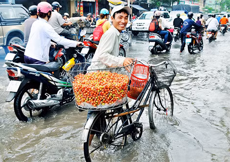 Tác phẩm “Sài Gòn - Saigon (2009)” trong sách ảnh "Mưu sinh" của Trần Thế Phong.