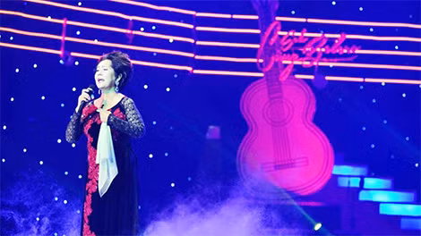 Ca sĩ Phương Dung nổi danh với dòng nhạc Bolero.