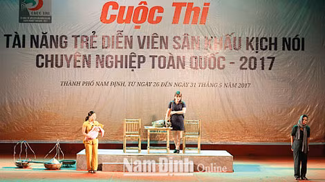 Cuộc thi tài năng sân khấu trẻ tại Nam Định tháng 5-2017.
