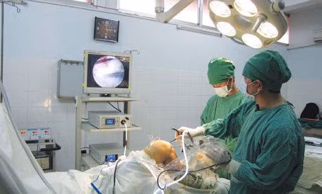Phẫu thuật khớp gối tại Bệnh viện 30-4.