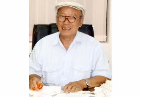 Nhà thơ, nhà báo Trần Đức.