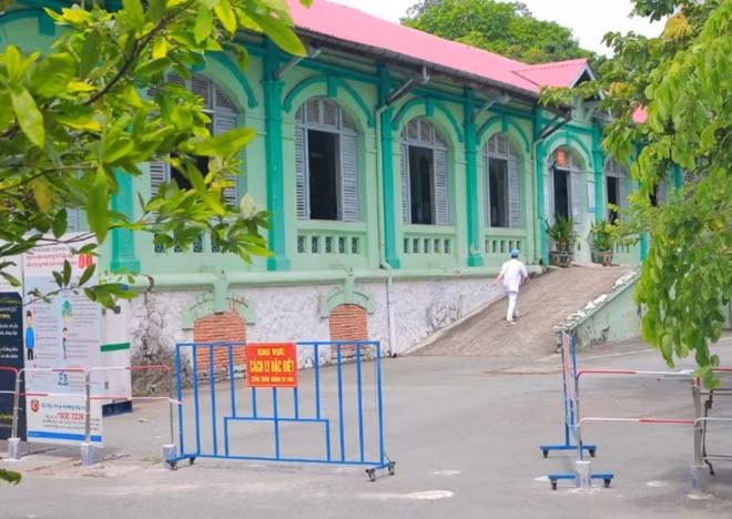 Khu vực hồi sức tích cực với 66 giường của “Đơn vị điều trị COVID-19” tại BV Phạm Ngọc Thạch dành cho bệnh nhân COVID-19 nặng.