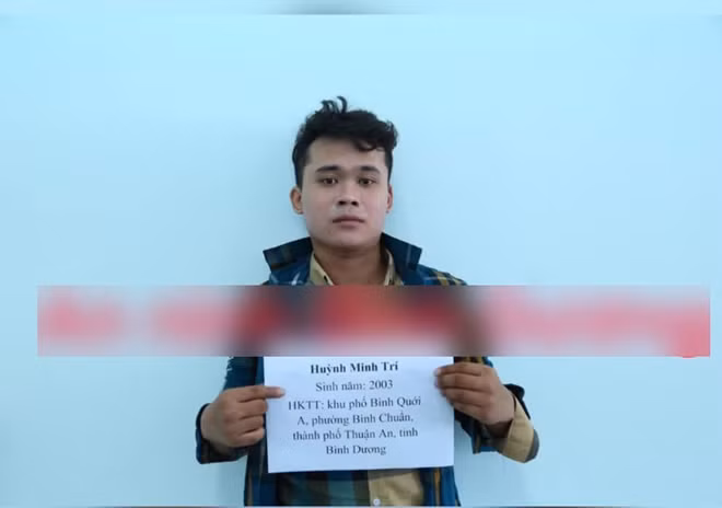Đối tượng Huỳnh Minh Trí dùng dao đâm vào người anh Tấn dẫn đến tử vong.