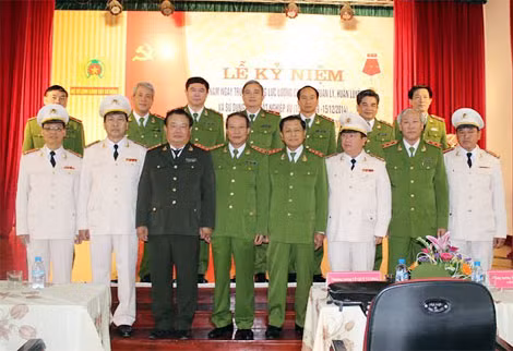 Các đại biểu tham dự buổi Lễ.