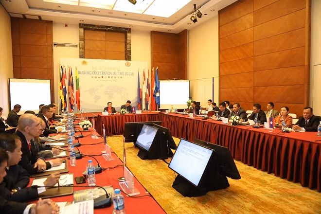 Các đại biểu tại buổi khai mạc Hội nghị