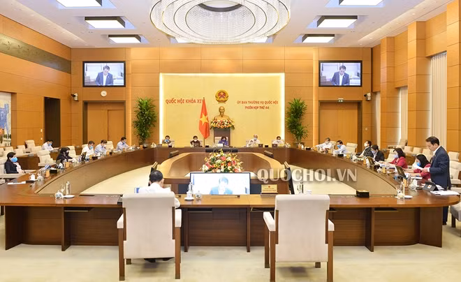 Toàn cảnh phiên họp