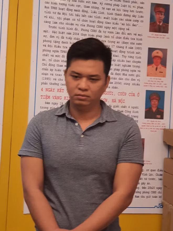 Chủ hàng Nguyễn Việt Phương