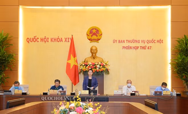 Chủ tịch Quốc hội Nguyễn Thị Kim Ngân phát biểu khai mạc phiên họp