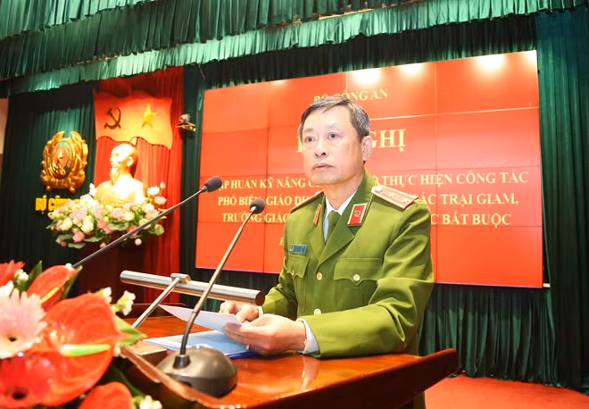 Trung tướng Lê Minh Hùng, Cục trưởng Cục trưởng Cục Cảnh sát QLTG, CSGDBB, TGD