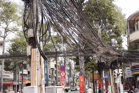 Ngầm hóa cáp điện làm cho bộ mặt thành phố mỹ quan, hiện đại hơn.