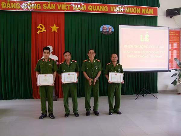 Hình ảnh tại buổi lễ. Hình ảnh tại buổi lễ.