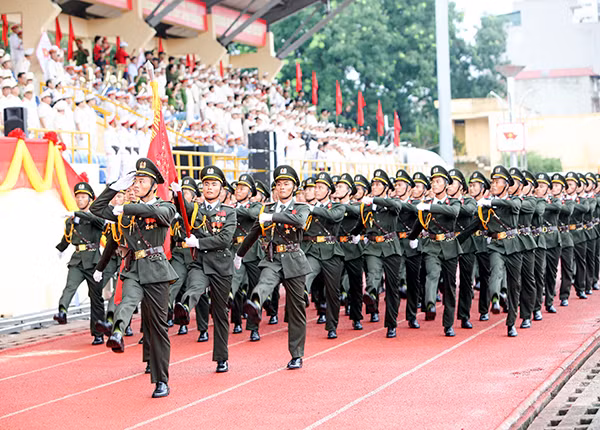 Lực lượng An ninh nhân dân tham dự lễ diễu binh. Ảnh: Thiện Hoàng. Lực lượng An ninh nhân dân tham dự lễ diễu binh. Ảnh: Thiện Hoàng.