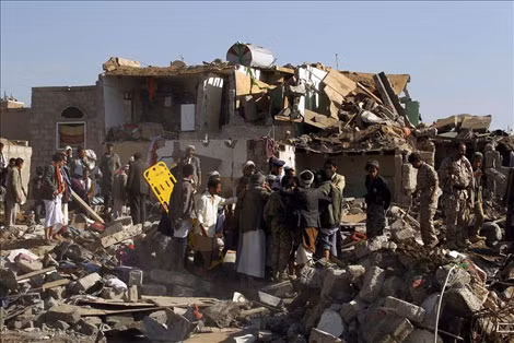 Quang cảnh đổ nát tại Yemen sau ba tuần không kích.