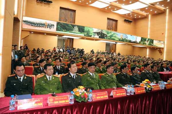 Các đại biểu tham dự buổi Lễ.