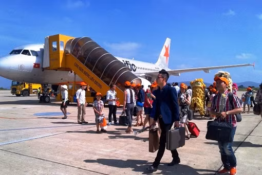 Làm rõ vật thể "lạ" tại sân bay Liên Khương