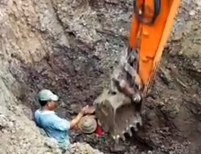Thời điểm người dân tiếp cận vợ chồng ông Nguyễn Duy Trinh
