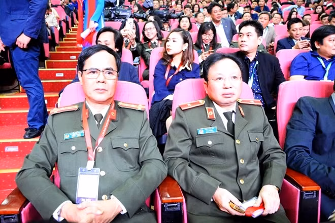 Thiếu tướng Mai Văn Hà, Cục trưởng Cục truyền thông CAND tham dự lễ khai mạc