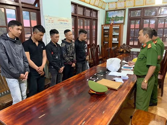 Các đối tượng tại cơ quan điều tra