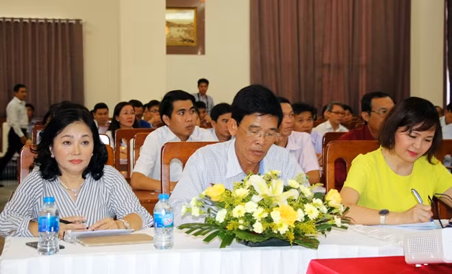 Các đại biểu tham dự Hội nghị.
