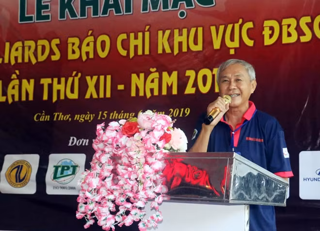 Đại diện các cơ thủ tham gia giải đấu tuyên thệ.