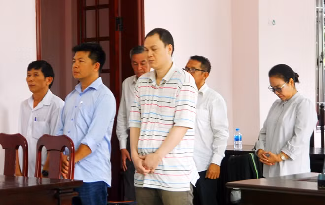 Các bị cáo tại Tòa.