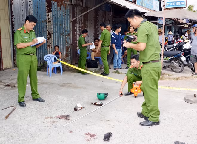 Hiện trước vụ án giết người tại huyện Giồng Trôm - Dương Văn Lợi là bị can của vụ án.