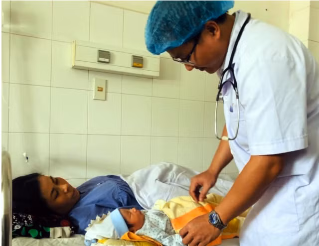 Ca cấp cứu thành công "mẹ tròn con vuông".