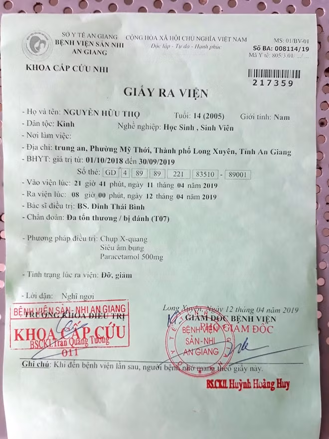 Giấy xuất viện thể hiện học sinh Nguyễn Hữu Thọ được chẩn đoán đa tổn thương/bị đánh.