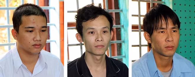 Các đối tượng cùng tang vật.