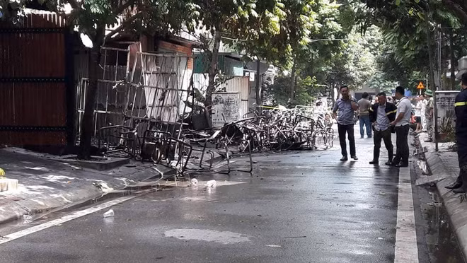 Hiện trường vụ việc. Hiện trường vụ việc.